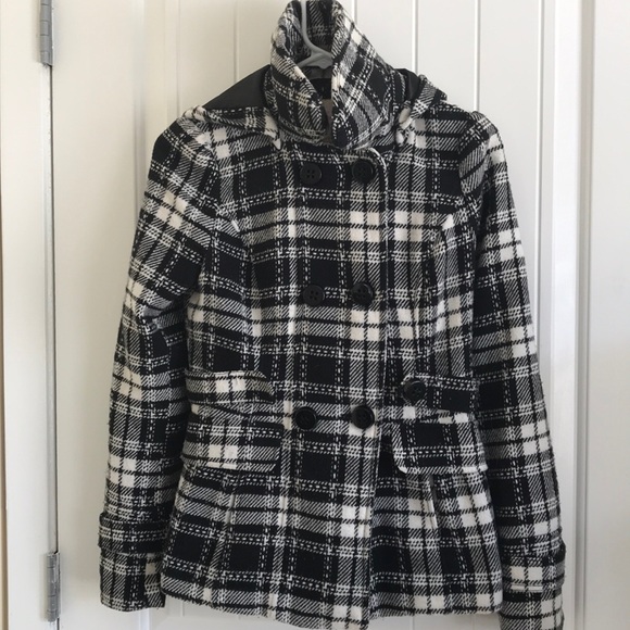 Black and white pea coat size small with a good - Picture 1 of 3